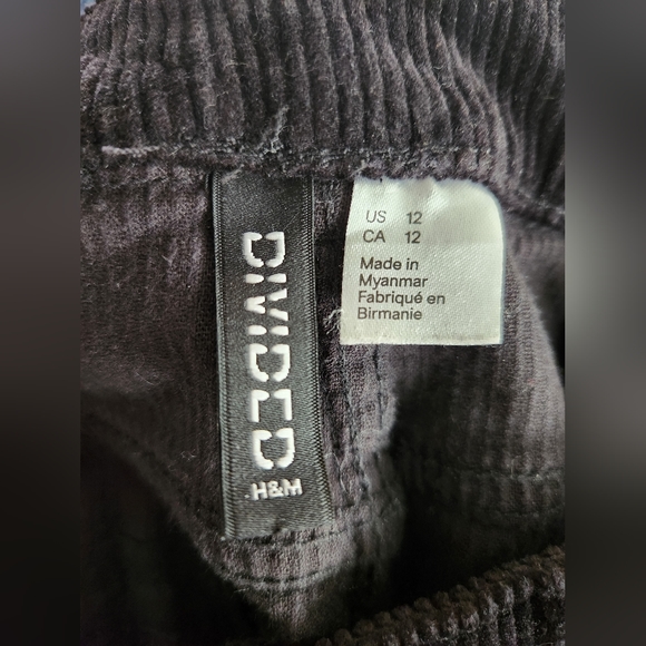 Black corduroy straight leg pants - Picture 11 of 12